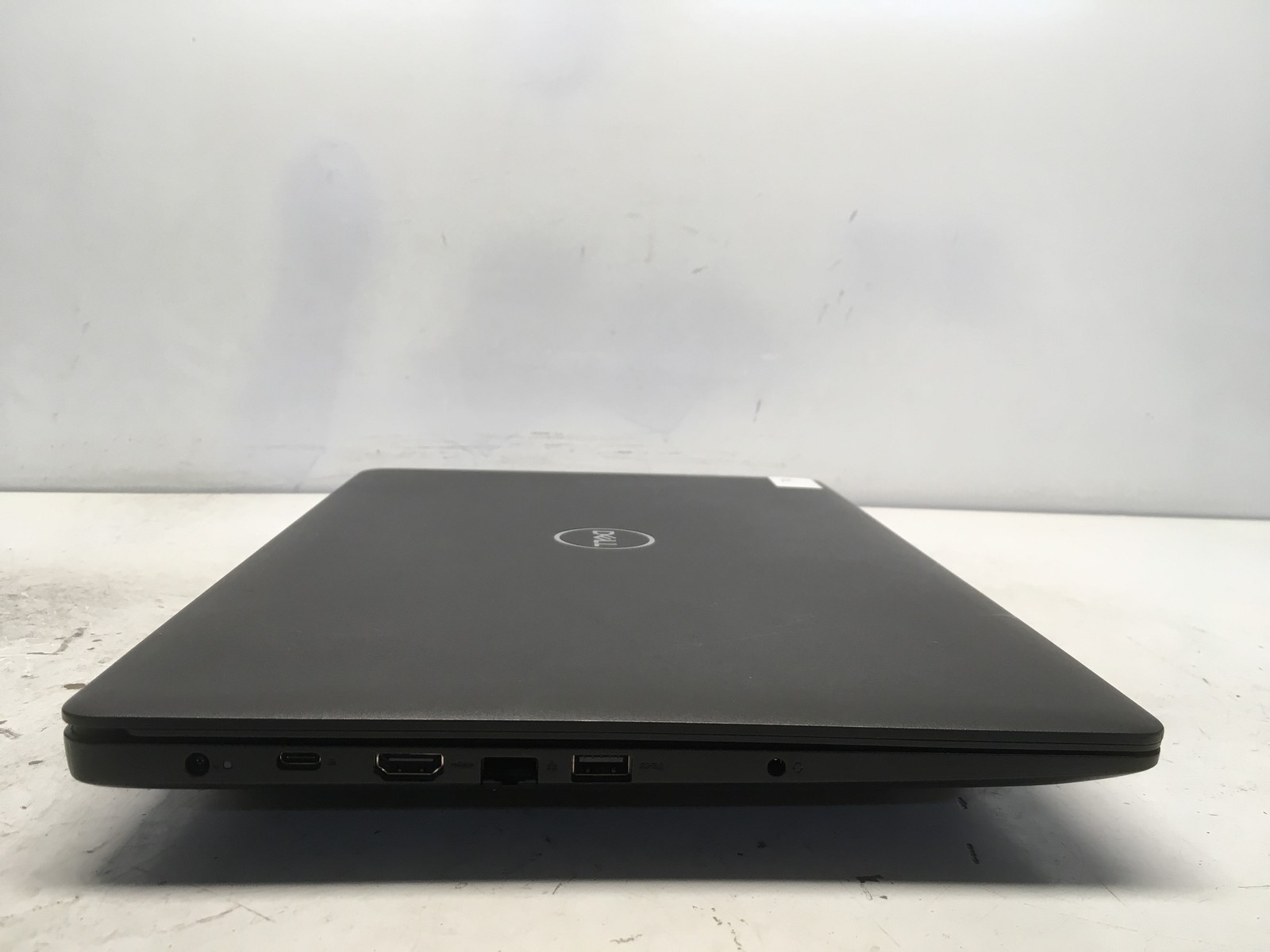 Dell Latitude 3590 Intel i3-7020U 2.3GHz 8 GB NO HDD No Batt