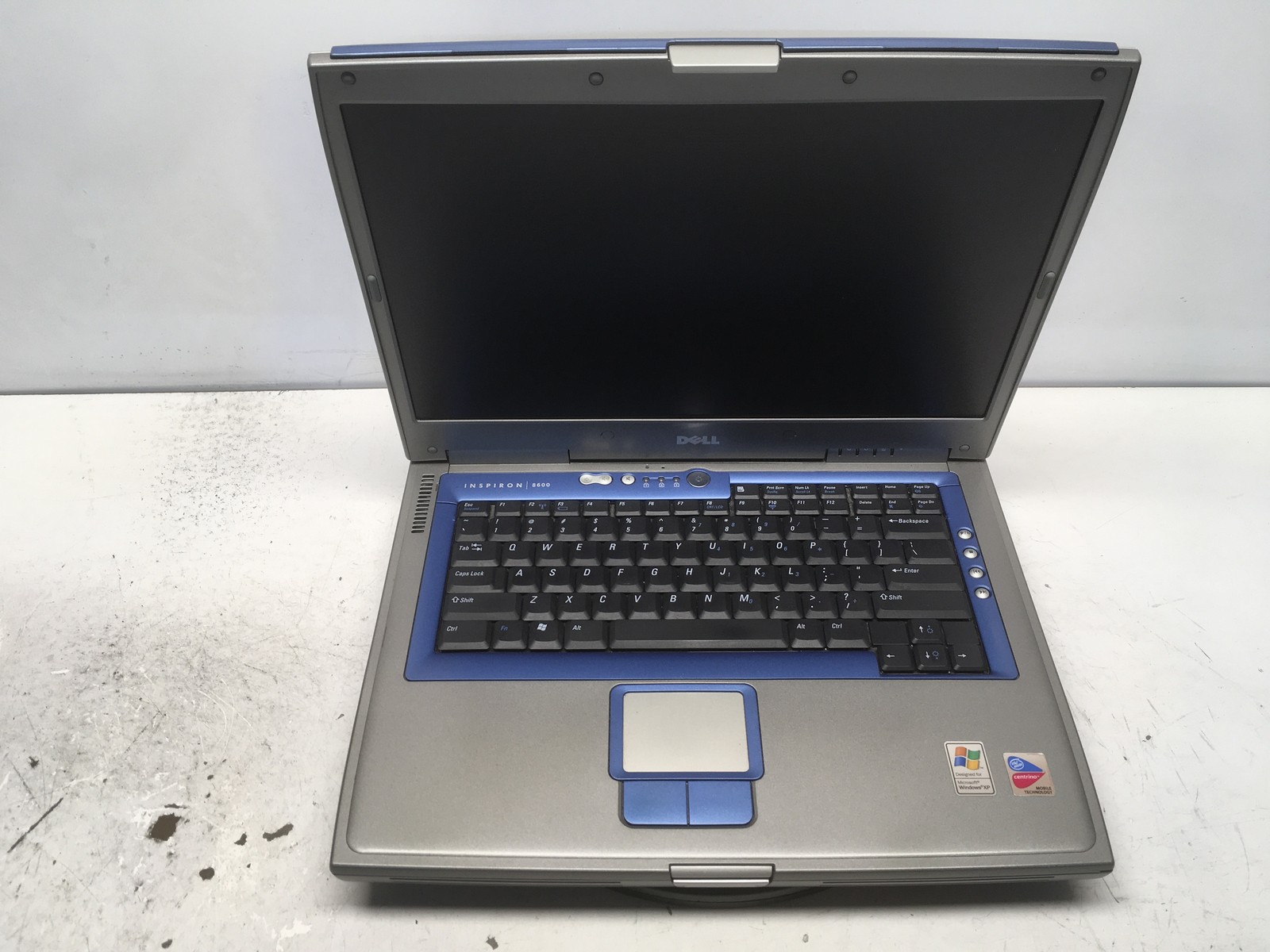 Dell Inspiron 8600 Intel Pentium M 1.4GHz 512 MB NO HDD No Batt