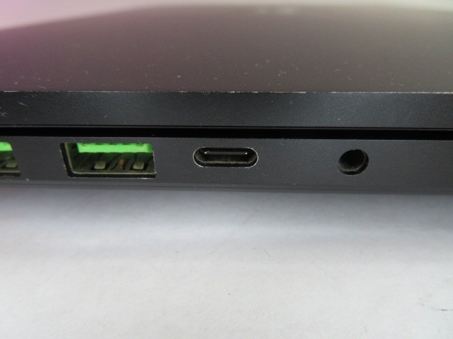 RAZER BLADE 15 ADVANCED RZ09-03005E43 i7-10875H 32GB 1TB NVMe RTX 2080 W11PRO