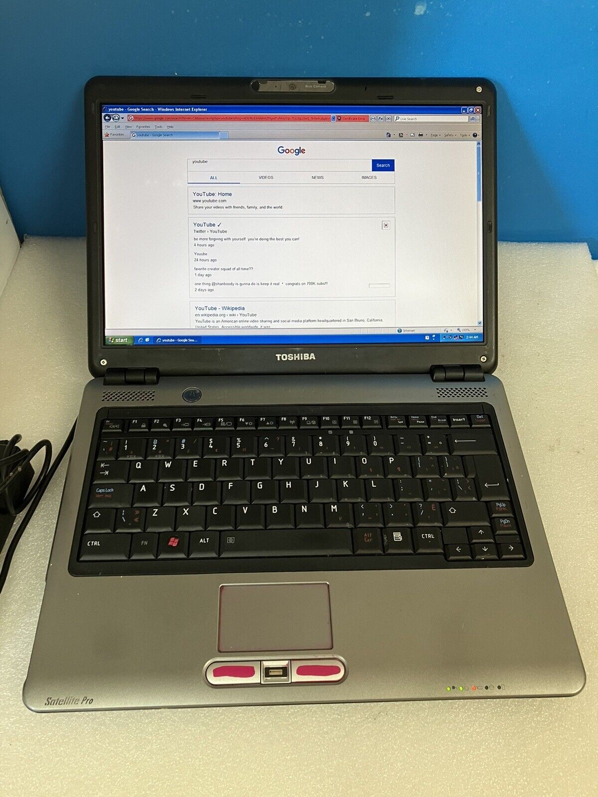 Toshiba Satellite Pro U400 13.3″ Laptop C2D T5870 3GB RAM, 300GB Windows XP SP3
