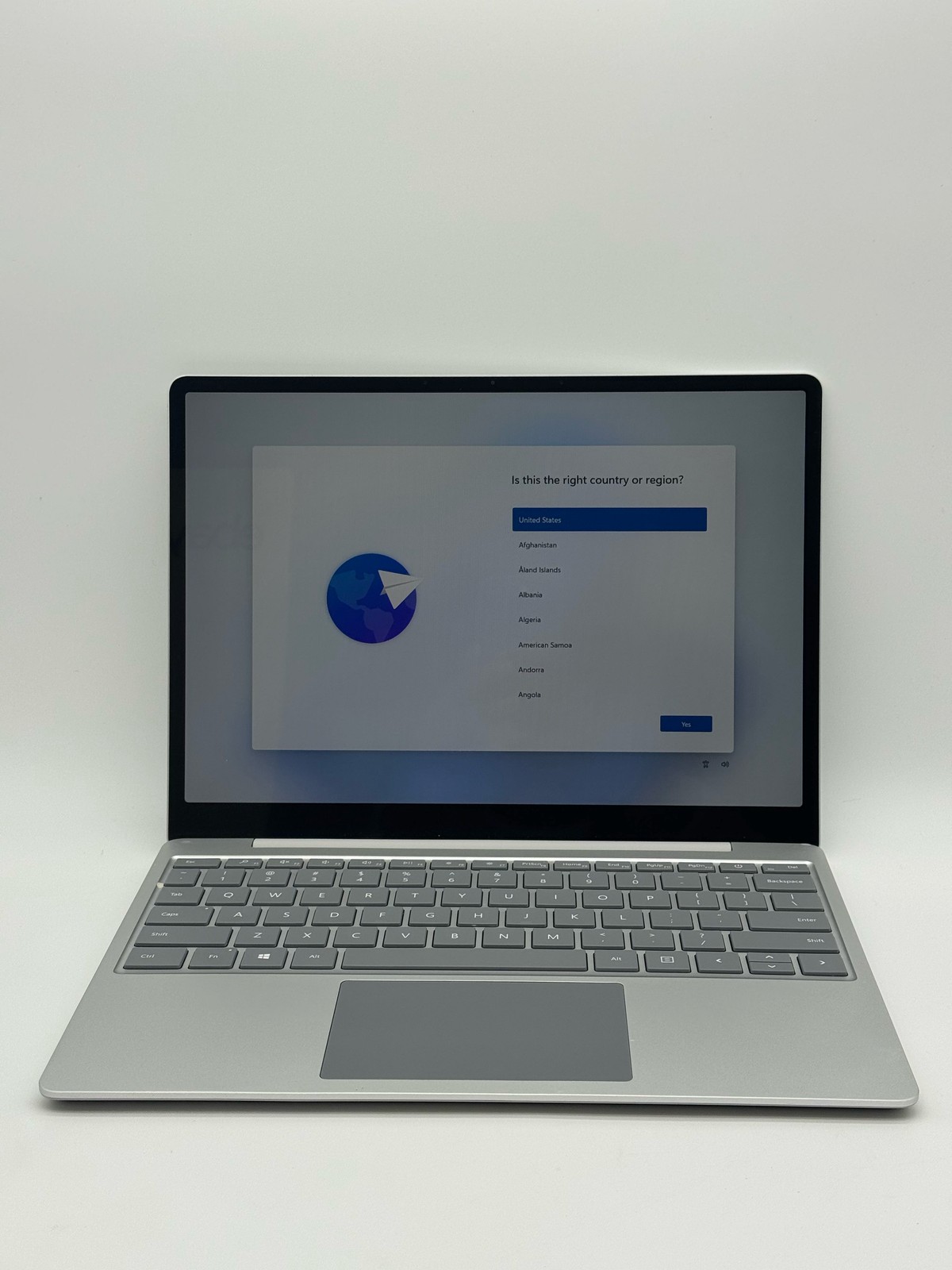 Microsoft Surface Laptop 1ZO-00001 12in Platinum