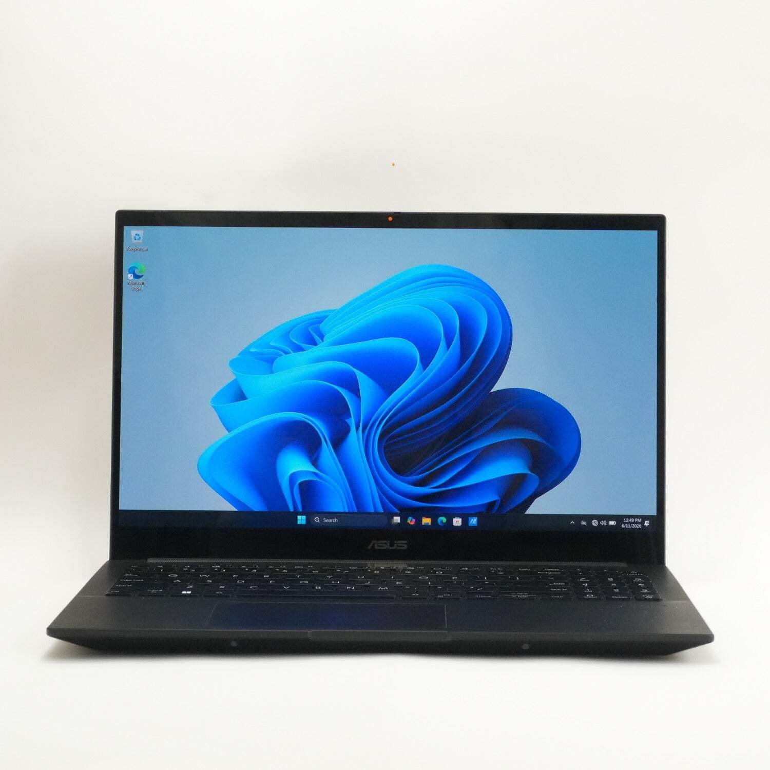 Asus Creator Laptop Q Q530V 15.6″ i7-13620H 2.4GHz 16GB RAM 512GB SSD RTX 3050