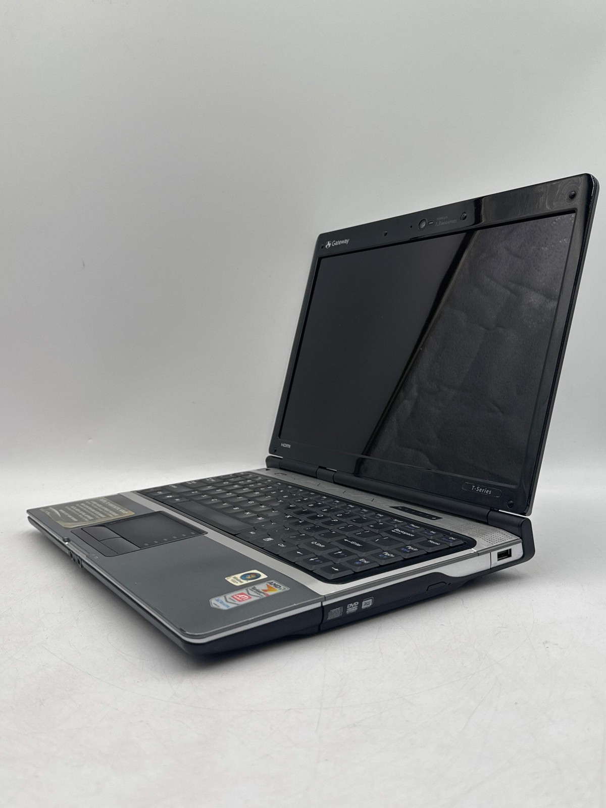 Gateway T-Series W350A 14″ Inch Laptop Computer – for parts
