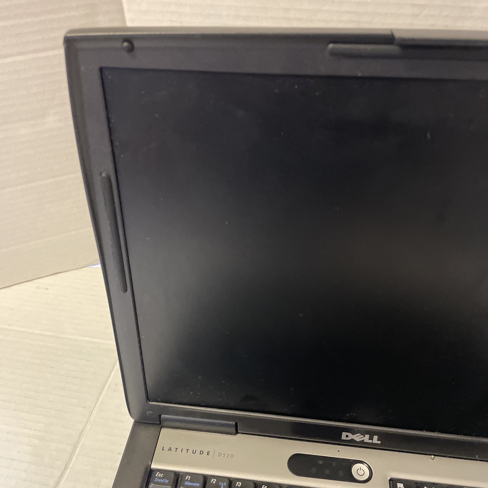Dell Latitude D520 CORE 2 DUO 2GB 180GB HDD WIN VISTA