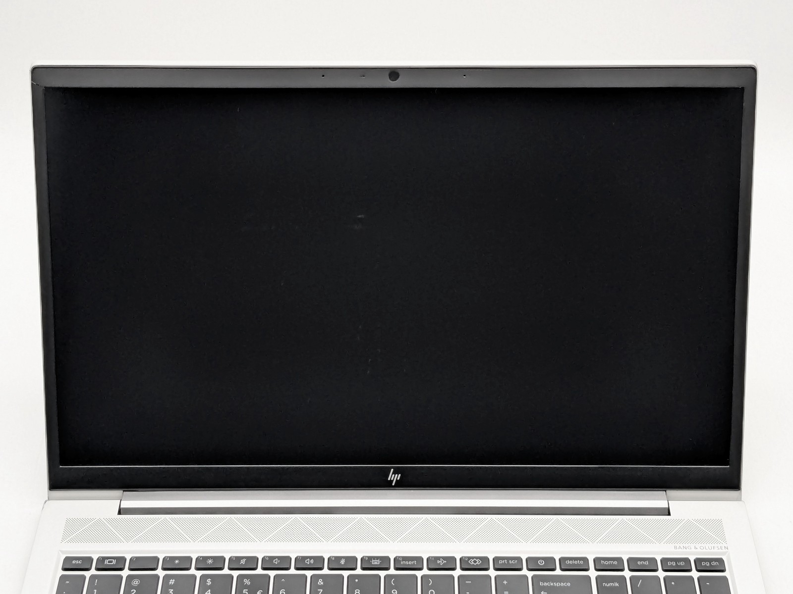 HP EliteBook 850 G8 15″ FHD I7-1185G7 512GB SSD 16GB W11P GeForce MX450 Backlit