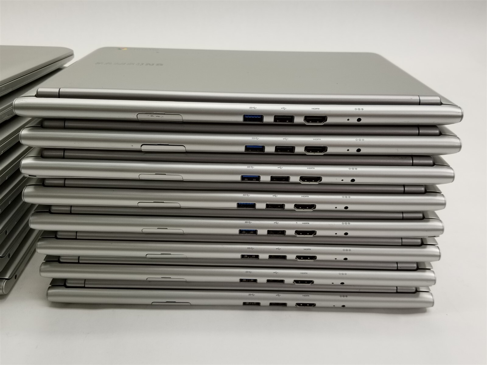 Samsung Chromebook 303C 11.6″ 1.7GHz 2GB 16GB Chrome OS XE303C12-A01US Lot 16