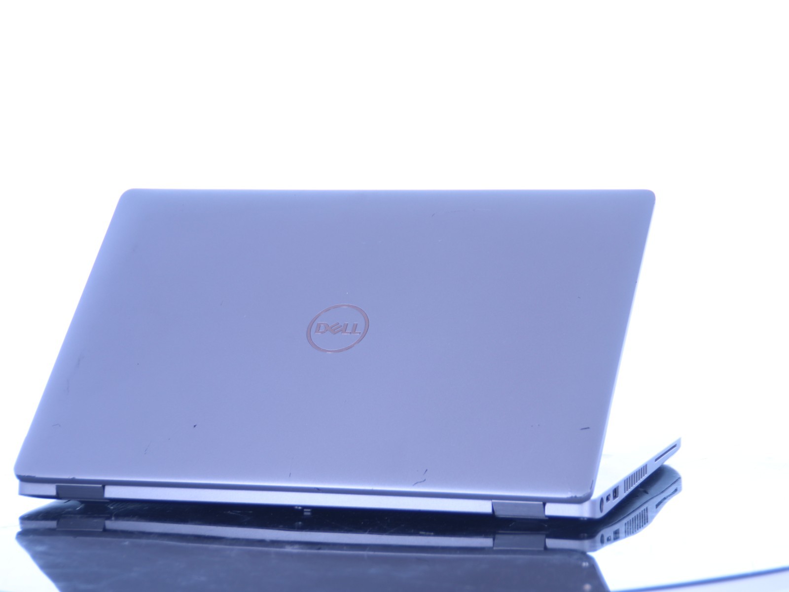 Dell Latitude 5410 14″ Core i7-10610U 16GB RAM 256GB SSD W11P w/ 65W AC Adapter