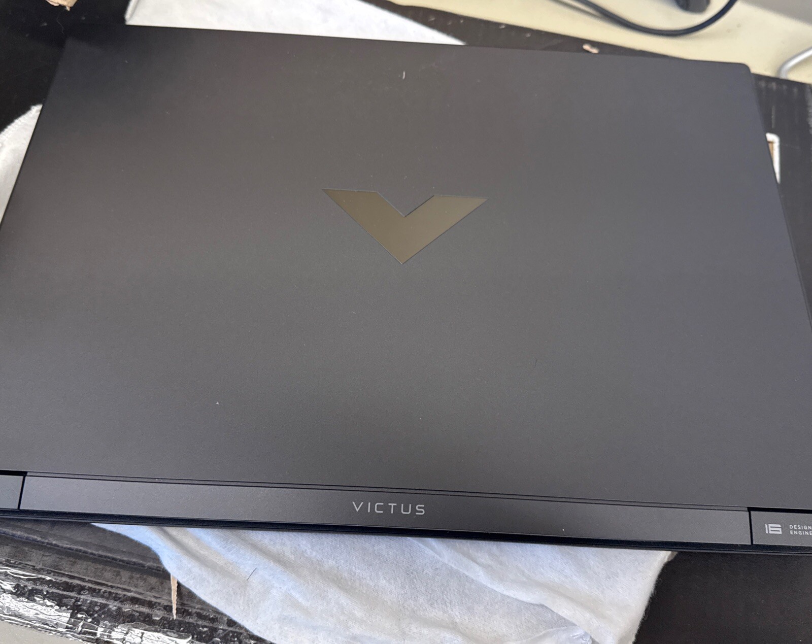 HP Victus 16-s0001nr – 16.1″ Display, Ryzen 5-7640HS, 16GB RAM, 512GB SSD,