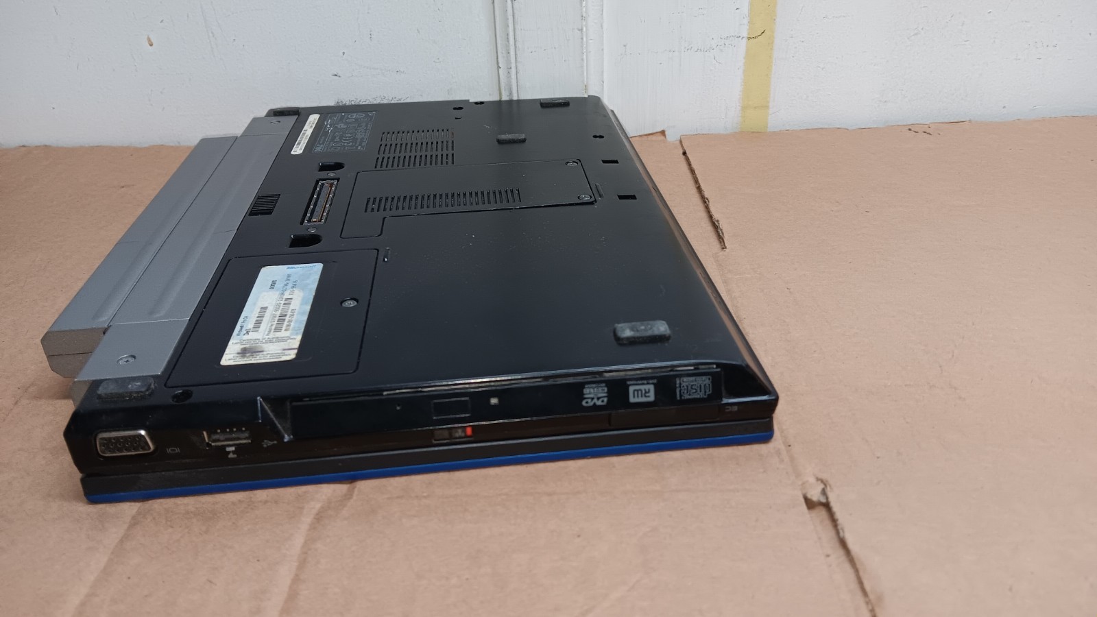 Dell Latitude E4310 Laptop intel Core I5 M560 @ 2.67GHz 4GB RAM 13.3″ LCD Screen