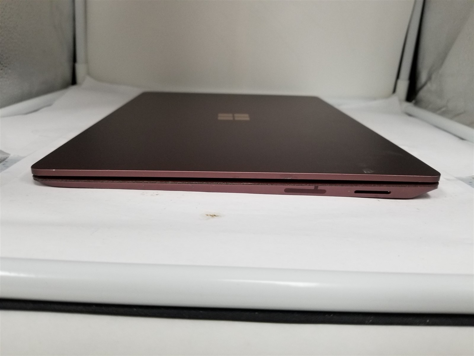 Microsoft Surface Laptop Core i5 13.5″ 8GB/256GB Burgundy Fully Working VG6301