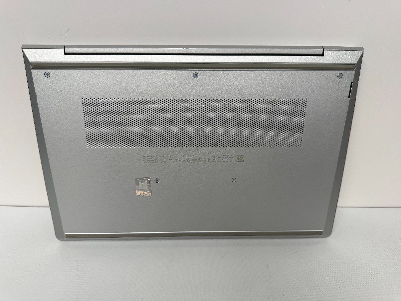 HP PROBOOK 440 G8 LAPTOP I5-1135G7 2.40GHZ 16GB RAM 512GB HARD DRIVE NO AC