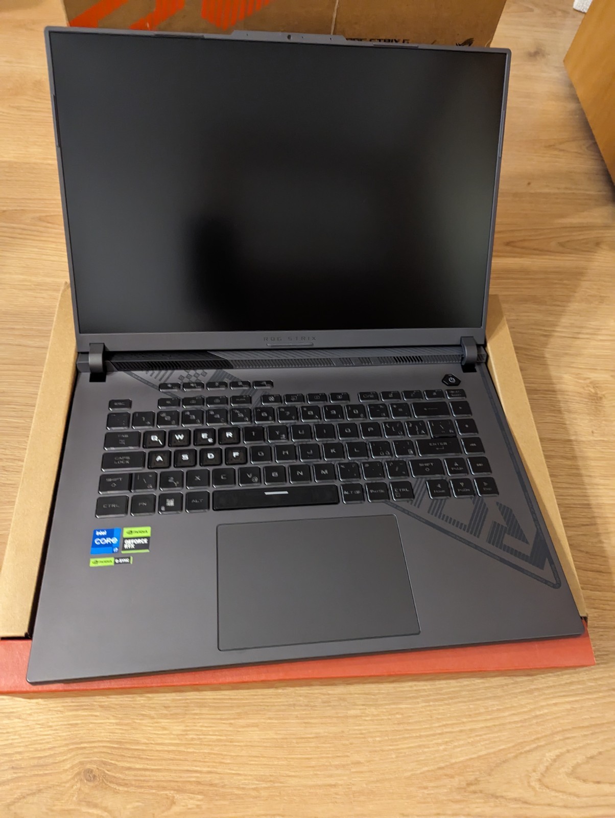 ASUS ROG Strix G16 RTX 4080 16″ FHD+ i7 13650HX 16GB 500GB, LikeNew, Warranty
