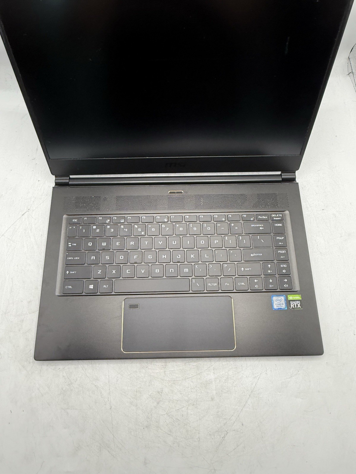 MSI WS65 9TM 15.6″ i9-9880H 8GB RAM Quadro RTX 5000 READ