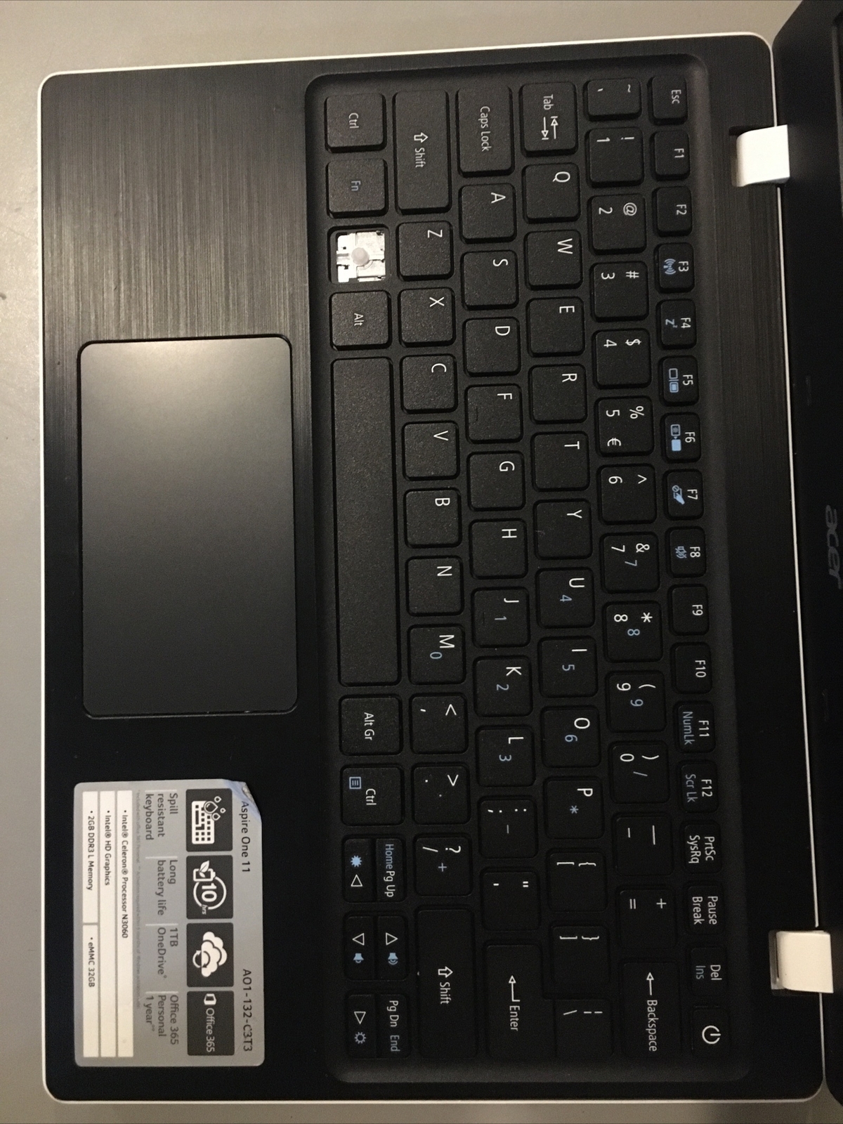Acer Aspire One 11. A01-132-C3T3 N16Q9 FOR PARTS Or Repair. Cracked Screen￼