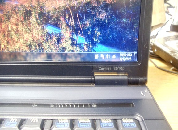 HP 8510P Laptop intel coreduo 2Ghz 4GB RAM, 500GB HDD, Win7 wireless MS office