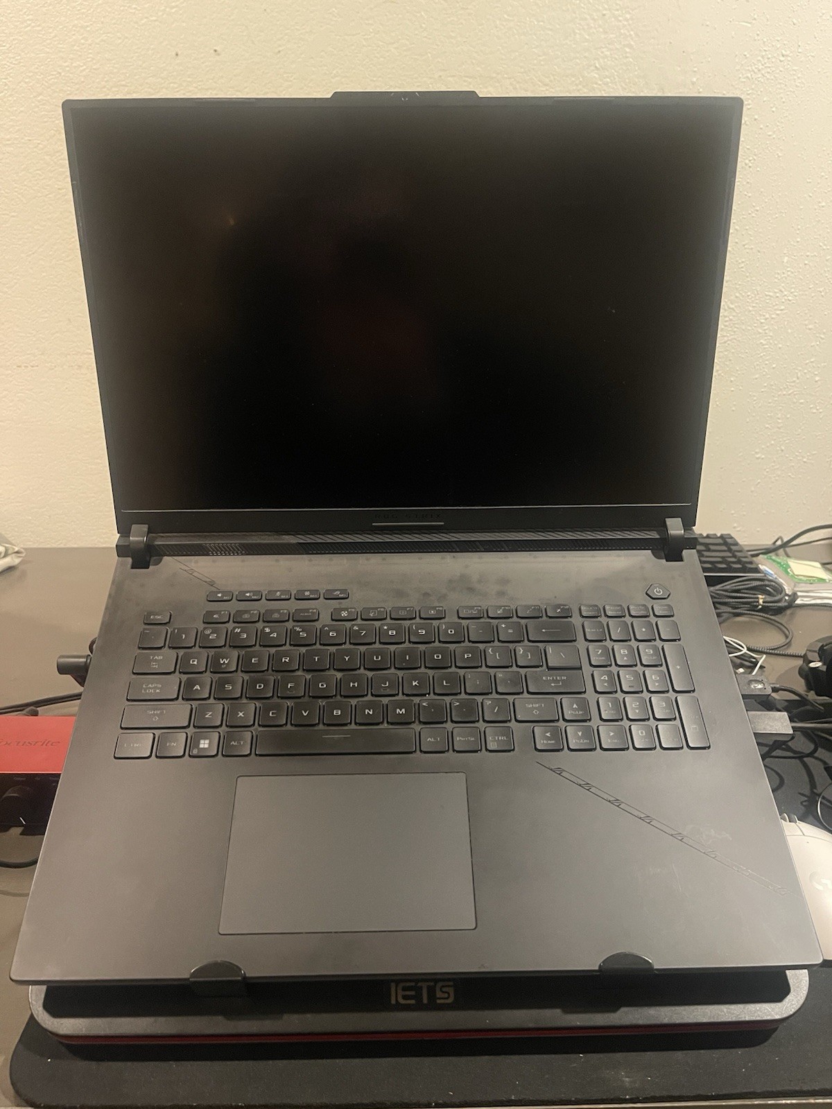 Asus Scar 18 RTX 4090 Gaming laptop/notebook