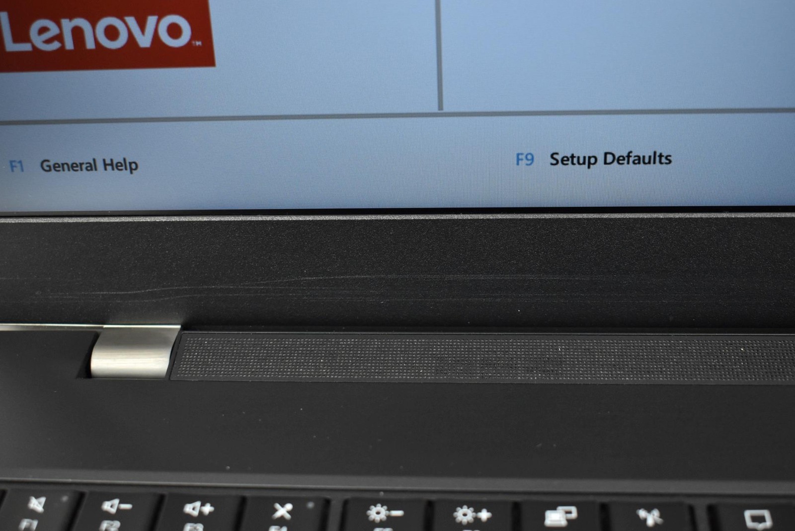 Lenovo ThinkPad T15p Gen 2 Laptop i7-11800H 2.3GHz 16GB 512GB SSD No OS GTX 1650