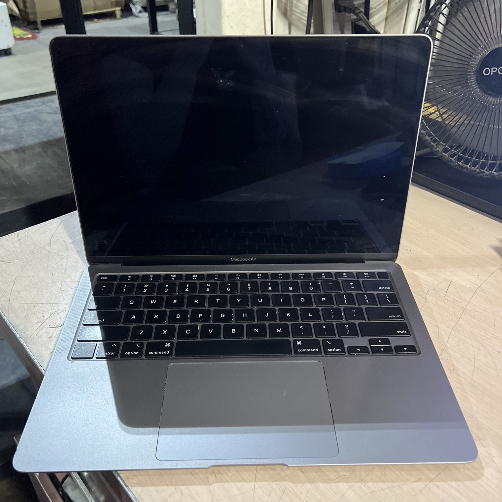 APPLE MACBOOK AIR 13″ SCISSOR, 2020 CORE I3-1000NG4 1.1GHZ 8GB RAM 256SSD