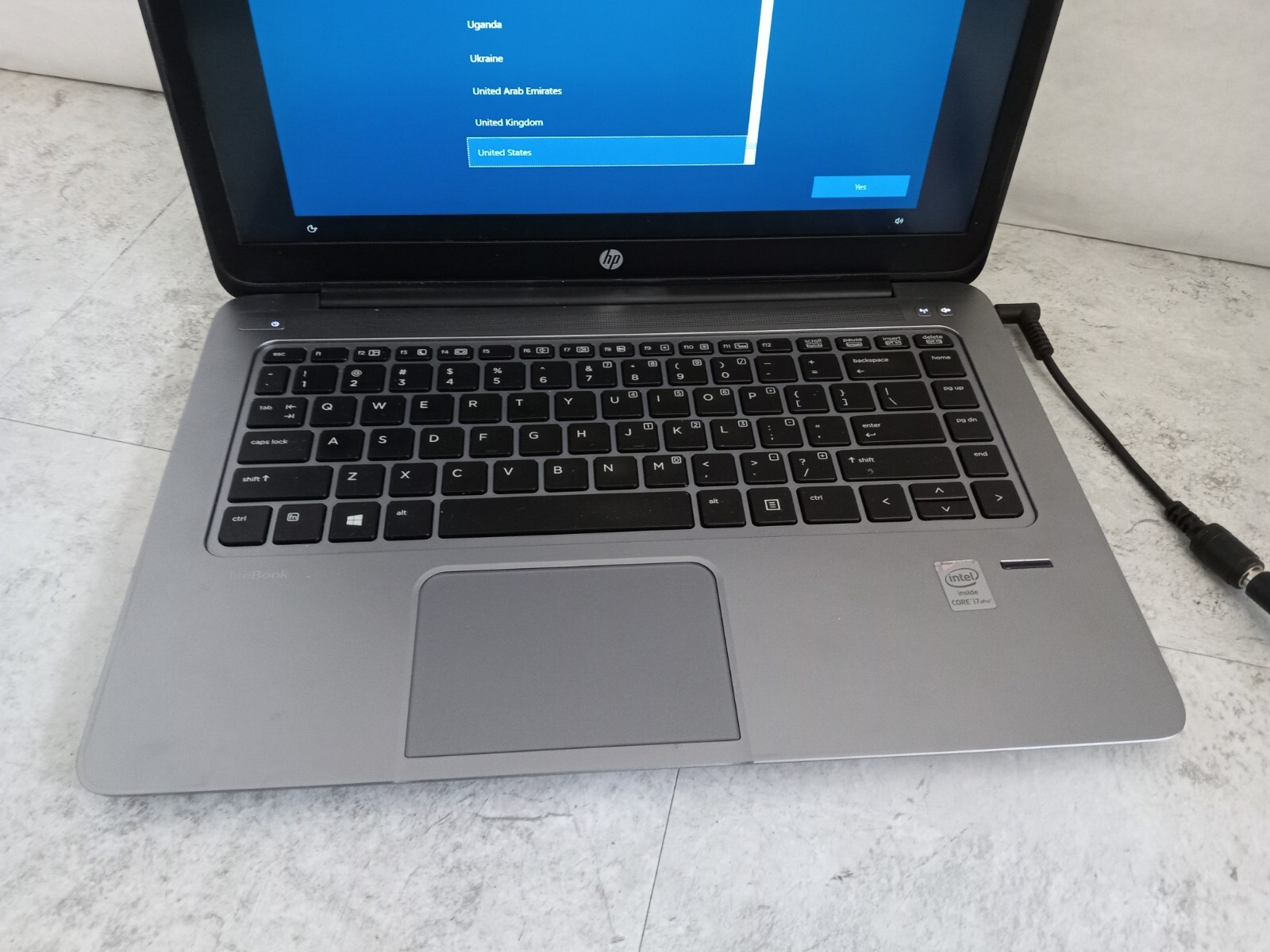 HP EliteBook 1040 G2 14″ Laptop Intel i7-4650U 4GB 128GB Win10 -BAD BATTERY -RR