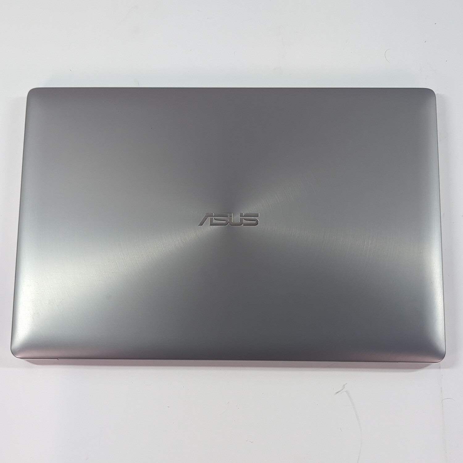 Asus Zenbook Pro UX501V 15.6″ i7-6700HQ 16GB RAM 512GB SSD GeForce GTX 960M