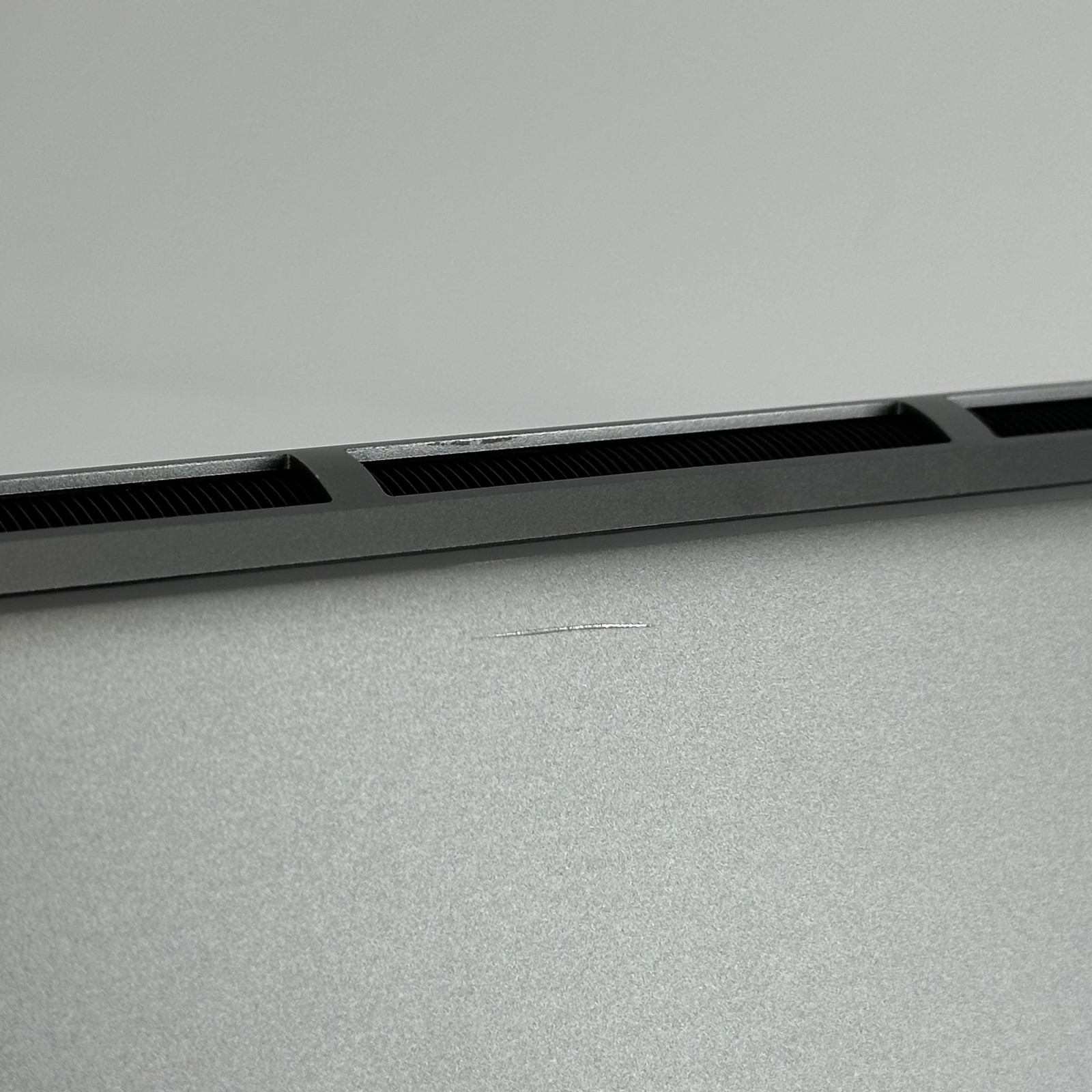 Dell Precision 7780 17.3 FHD i9-13950HX 64GB 512GB SSD RTX 4000 Ada FRAME GAP