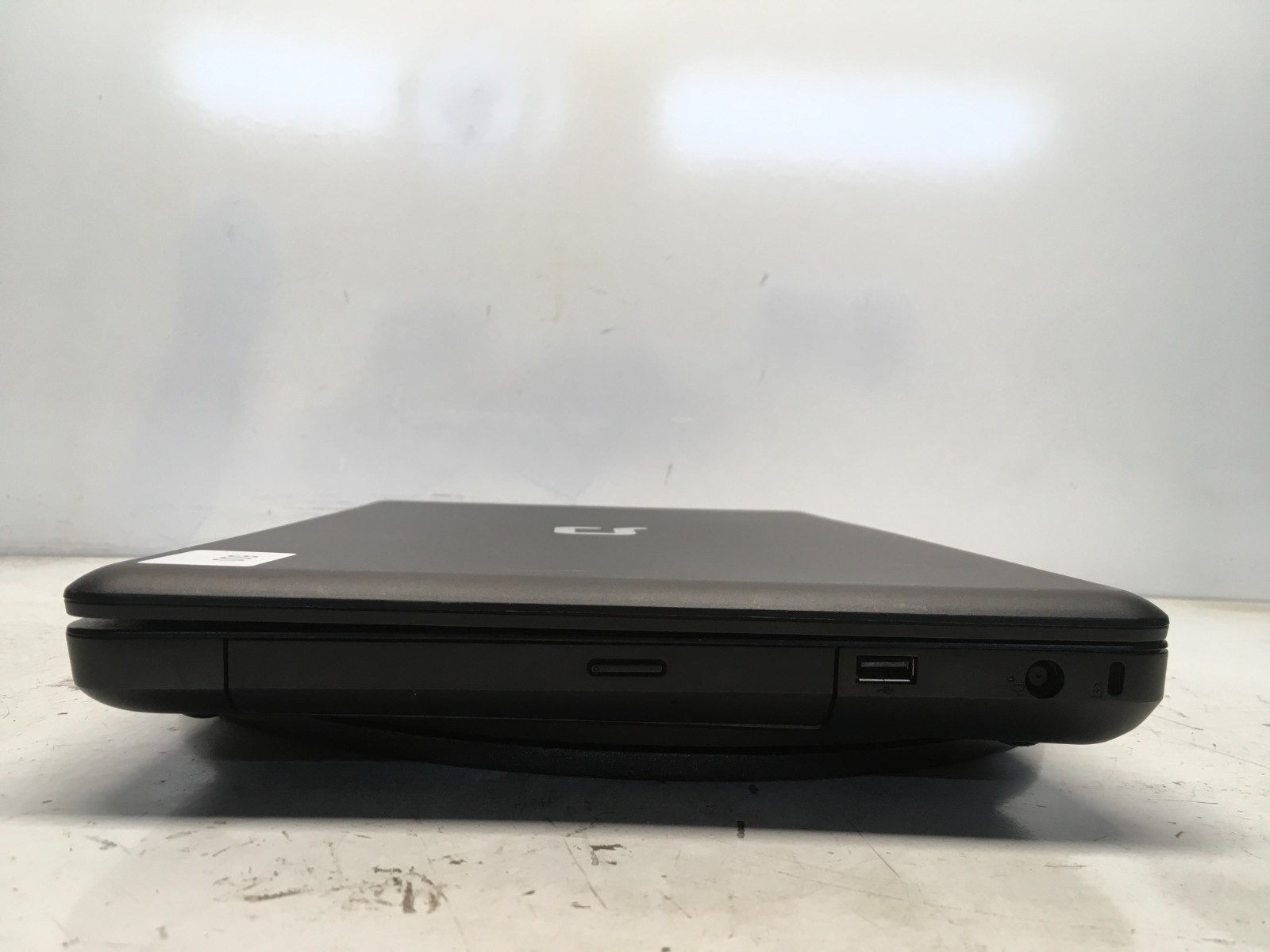 Compaq Presario CQ56-110US Intel Celeron 900 2.2GHz 2 GB NO HDD