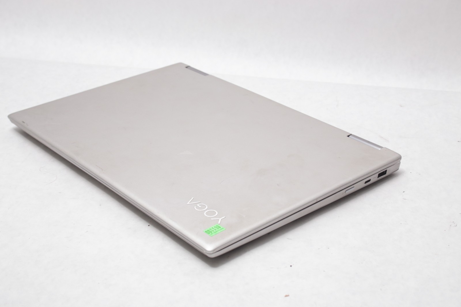 Lenovo Yoga 720-15IKB 15.6” TOUCH FHD i7-7700HQ 2.8GHz 8GB 240GB SSD