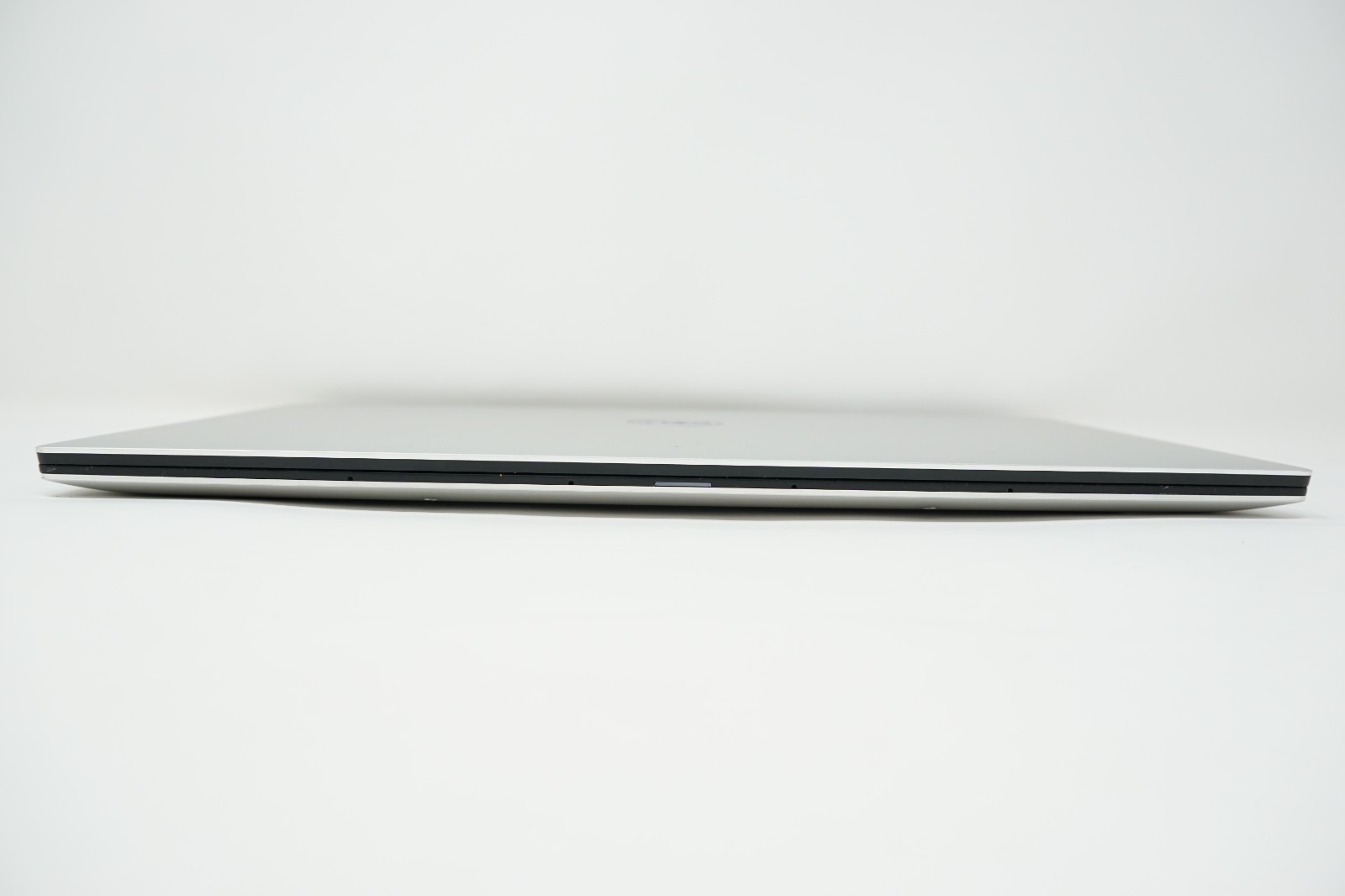 Dell XPS 13 9370 Core i7-8550U 1.80GHz 8GB Ram 256GB SSD 1080p Non-Touch Good.