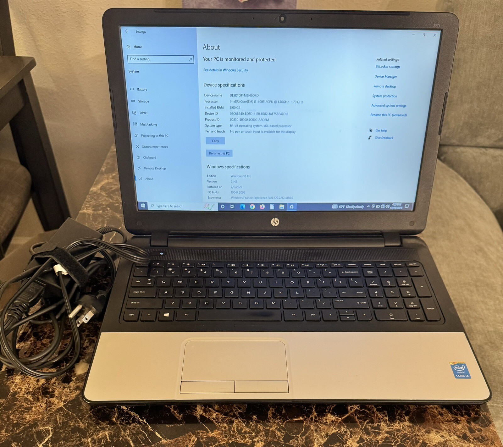 HP 350 g2 Laptop Inter(R) Core(TM) i3-4005U CPU Speed-1.70GHz, RAM 8 GB