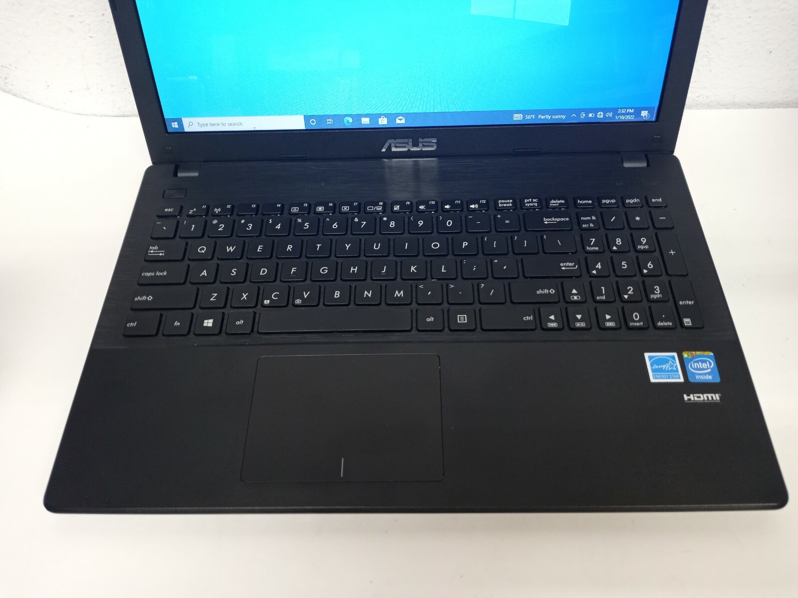 ASUS NOTEBOOK X551M. Intel Celeron N2815 @ 1.86GHz 4GB RAM 500GB HDD DVD Win10