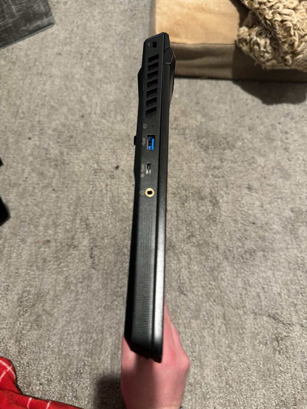 MSI Vector GP66HX 12UGS 15.6″ QHD 165Hz, 32GB RAM, 1TB SSD, Gaming Laptop