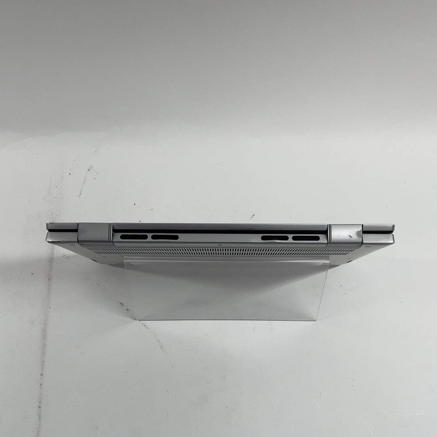 Broken Dell Inspiron 7420 14″ i7-1255U 1.7GHz 16GB RAM 512GB SSD Cracked