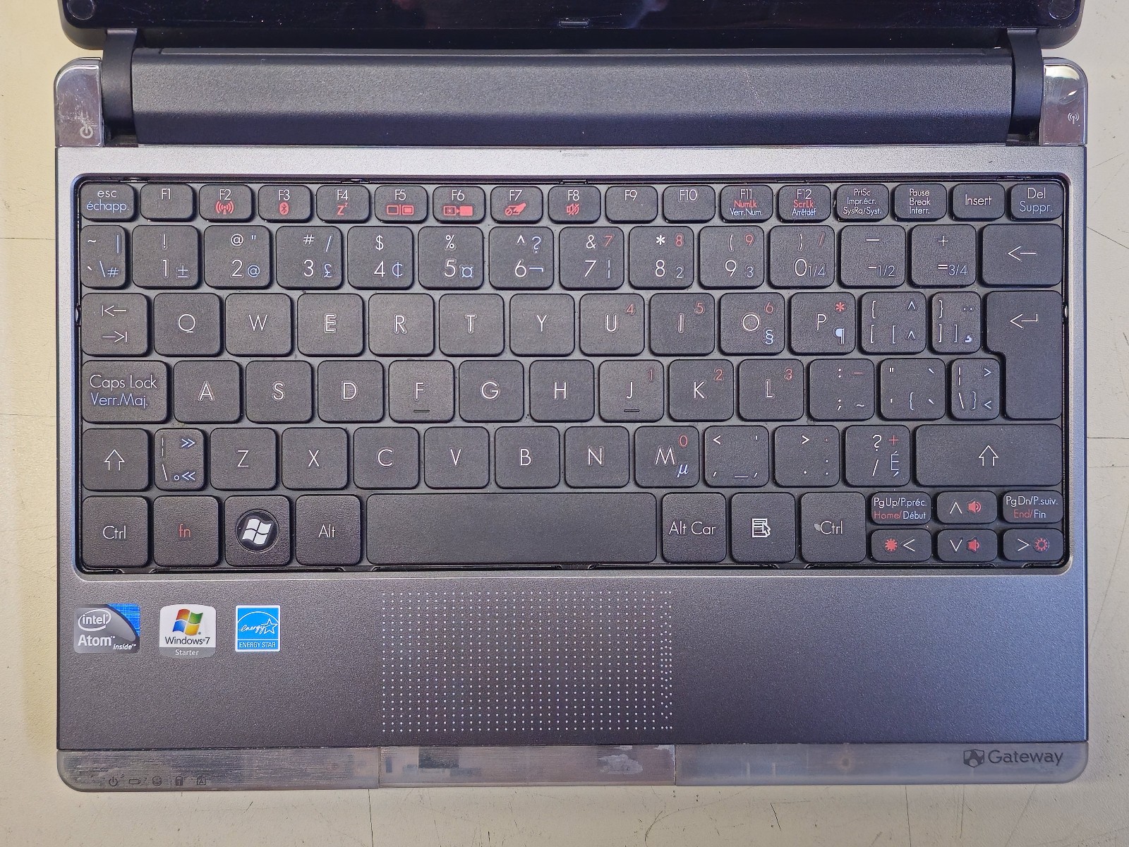 Gateway NAV50 10.1″ Netbook Atom N450 + 2GB + 250GB Windows 7 Starter TESTED