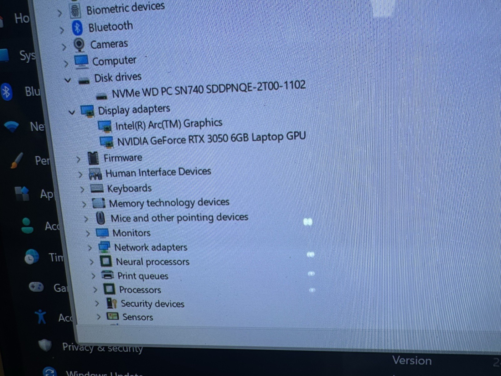 ASUS VivoBook Pro 15 Q543M Core Ultra 9 185H 24GB RAM 2TB SSD RTX 3050 OLED