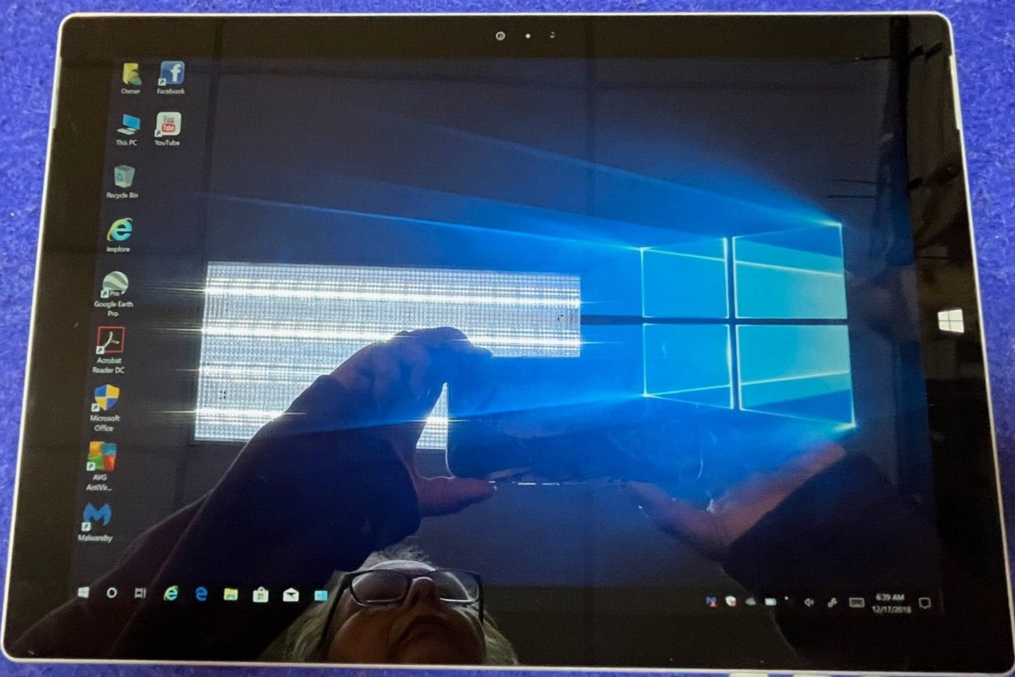 Microsoft Surface Pro 3 i5-4300U@1.9GHz, 8GB Ram, 256GB OBS, W10P Installed
