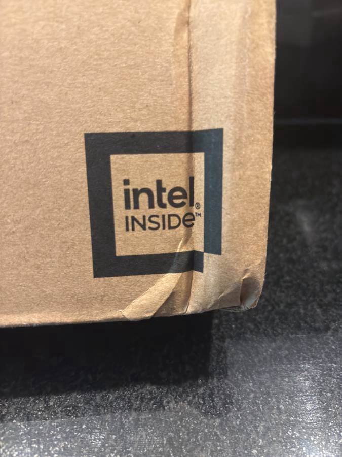 New Dell Pro 16 PC16250 16″ Core Ultra 5 235U 4.9GHz 32GB RAM 512GB SSD
