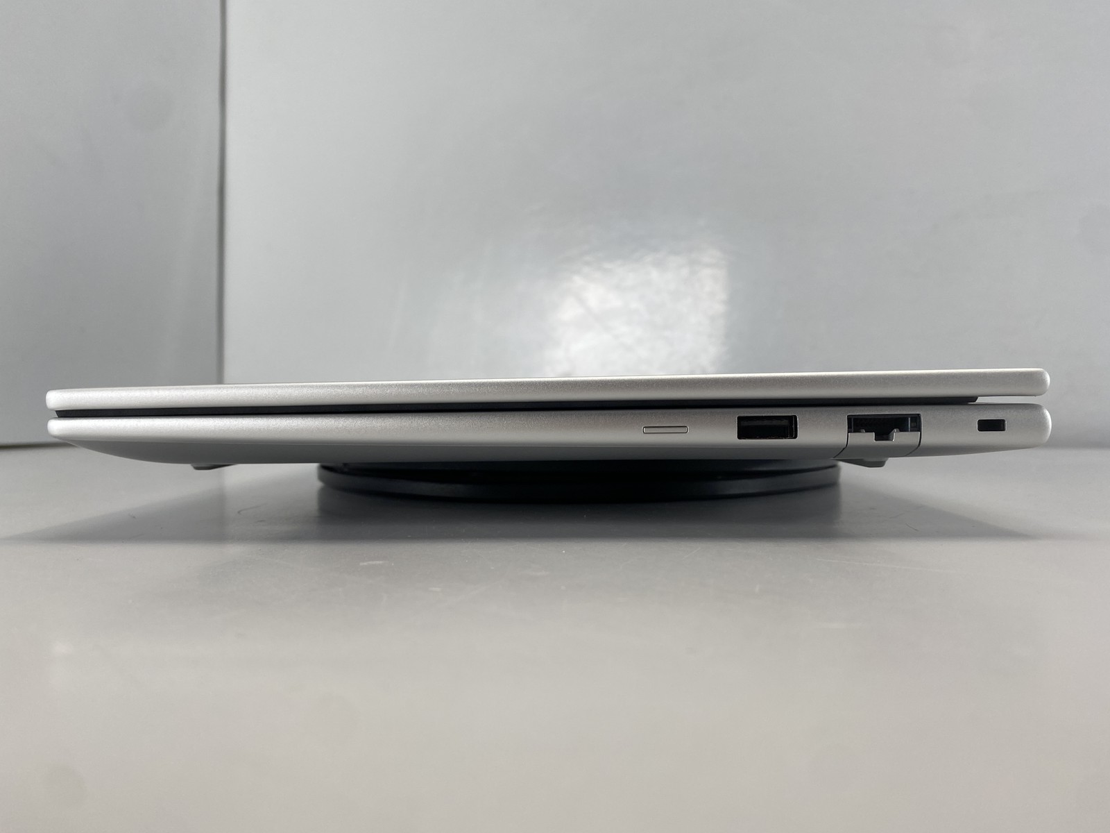 HP Laptop Probook 4 G1I 14 AI 14″ AMD Ryzen 7 250 512GB- Silver