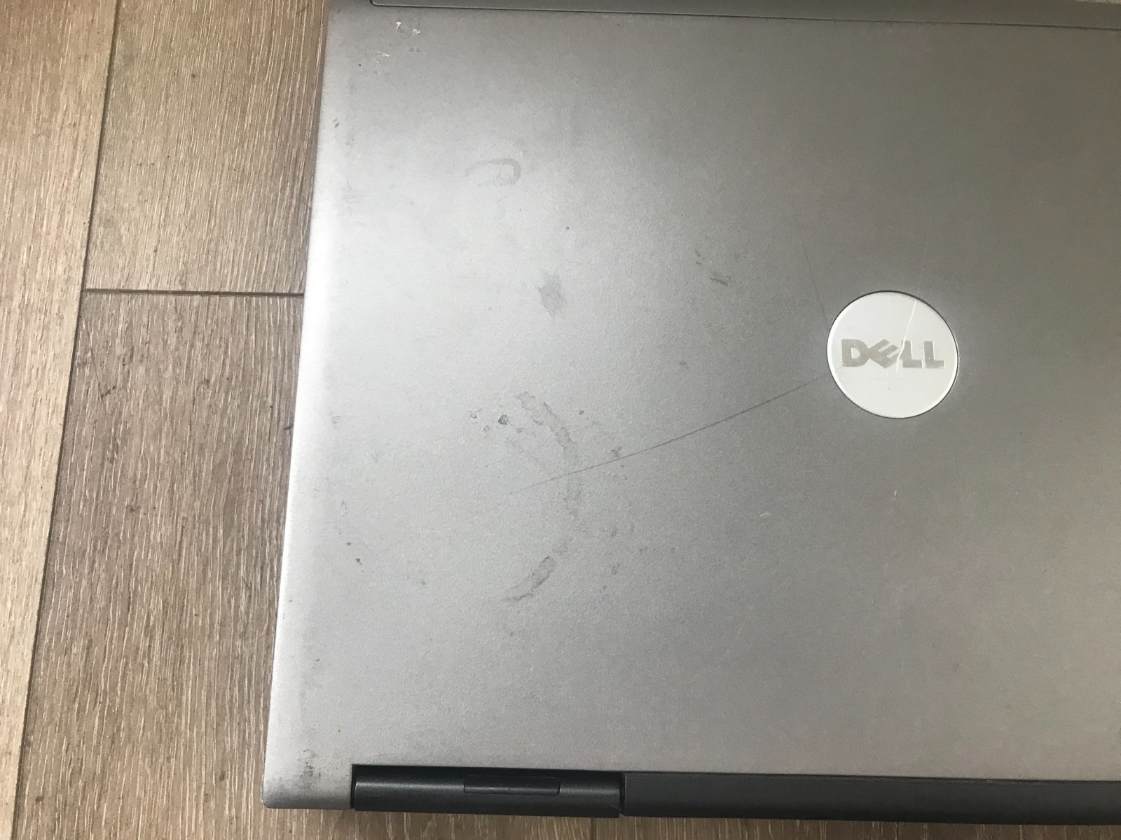 Dell Latitude D830 15.4″ Intel Core 2 Duo T7500 2.20GHz 3GB RAM 80GB HDD Win 7