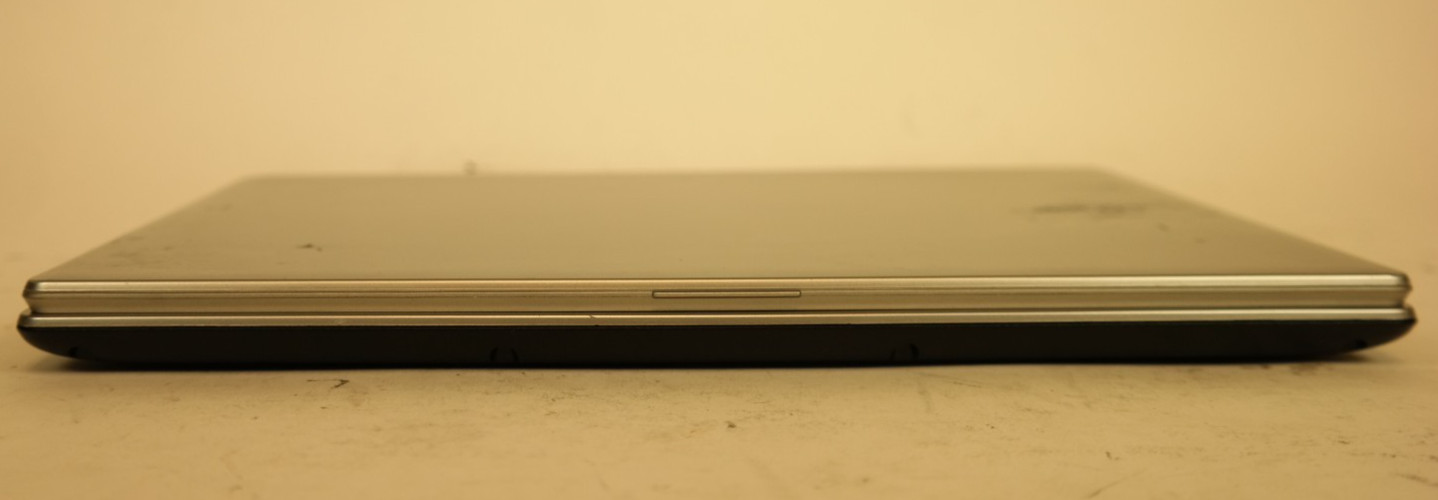 Acer Aspire V5 15.6″ AMD A6 Quad Core – No RAM – No HDD – Bad Battery – Untested
