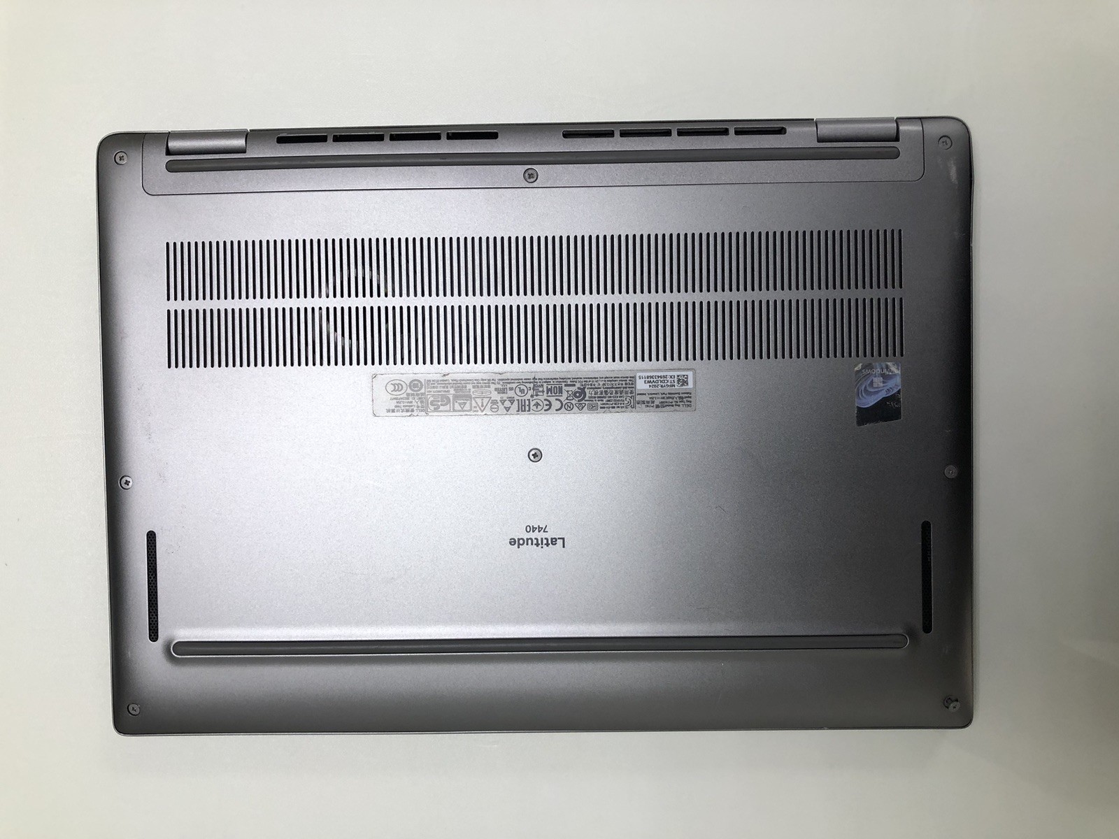 Dell Latitude 7440 14″ Laptop i5-13th Gen 16GB RAM 512GB SSD FHD+ Win 11 Pro