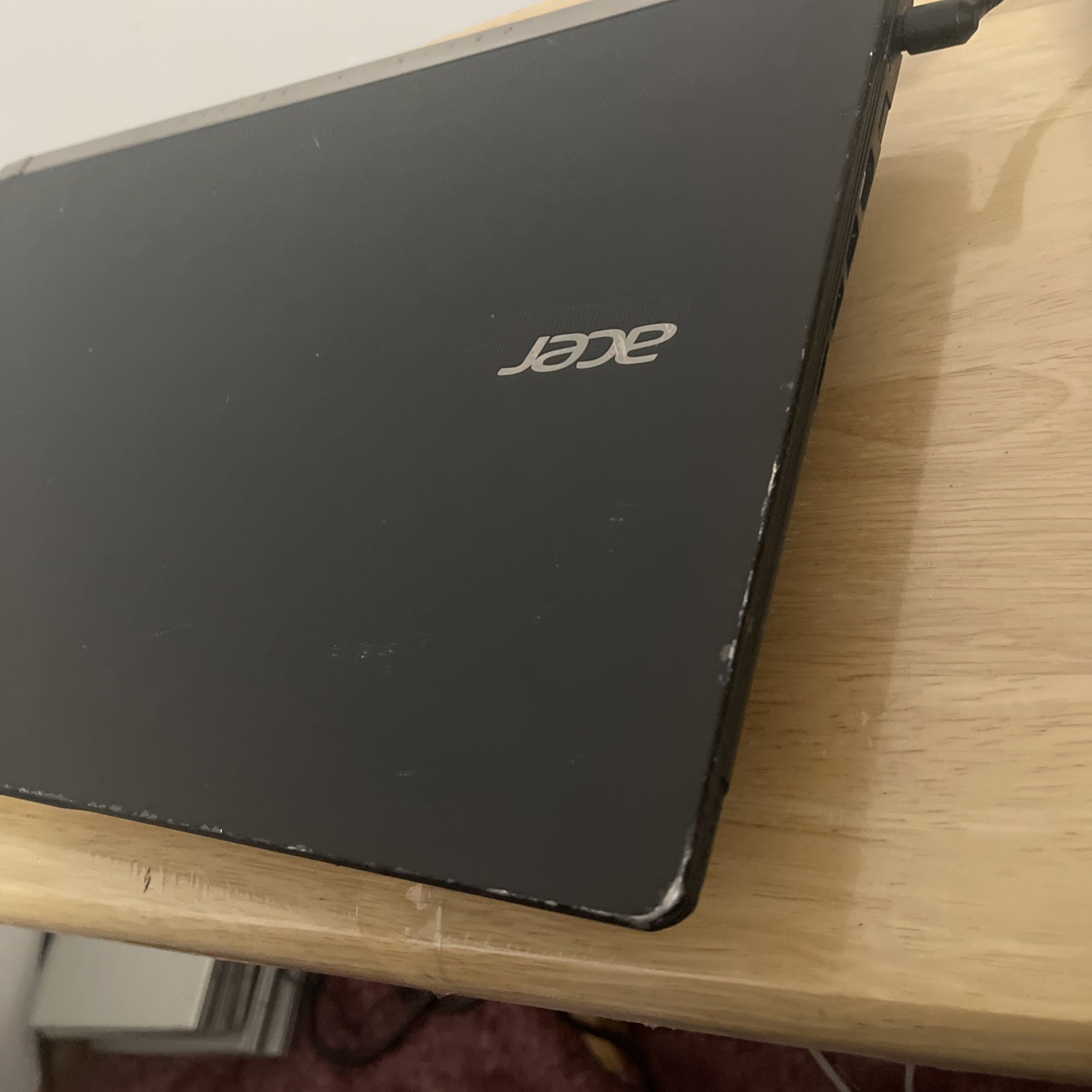 Acer Aspire VN7-571G 15.6″ Laptop – 128SSD + 1TB Storage, 8GB Ram, GeForce 950M