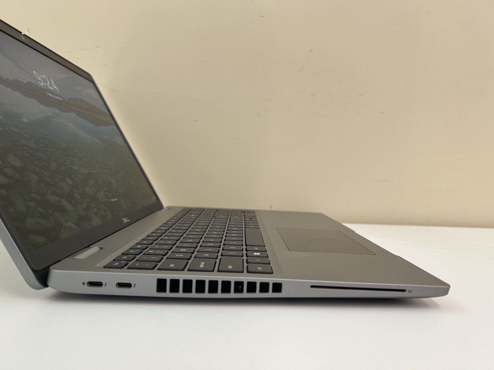 LAPTOP DELL Latitude 5530 15.6in Core i5-1245U 512GB SSD M.2 32GB RAM Win 11 Pro
