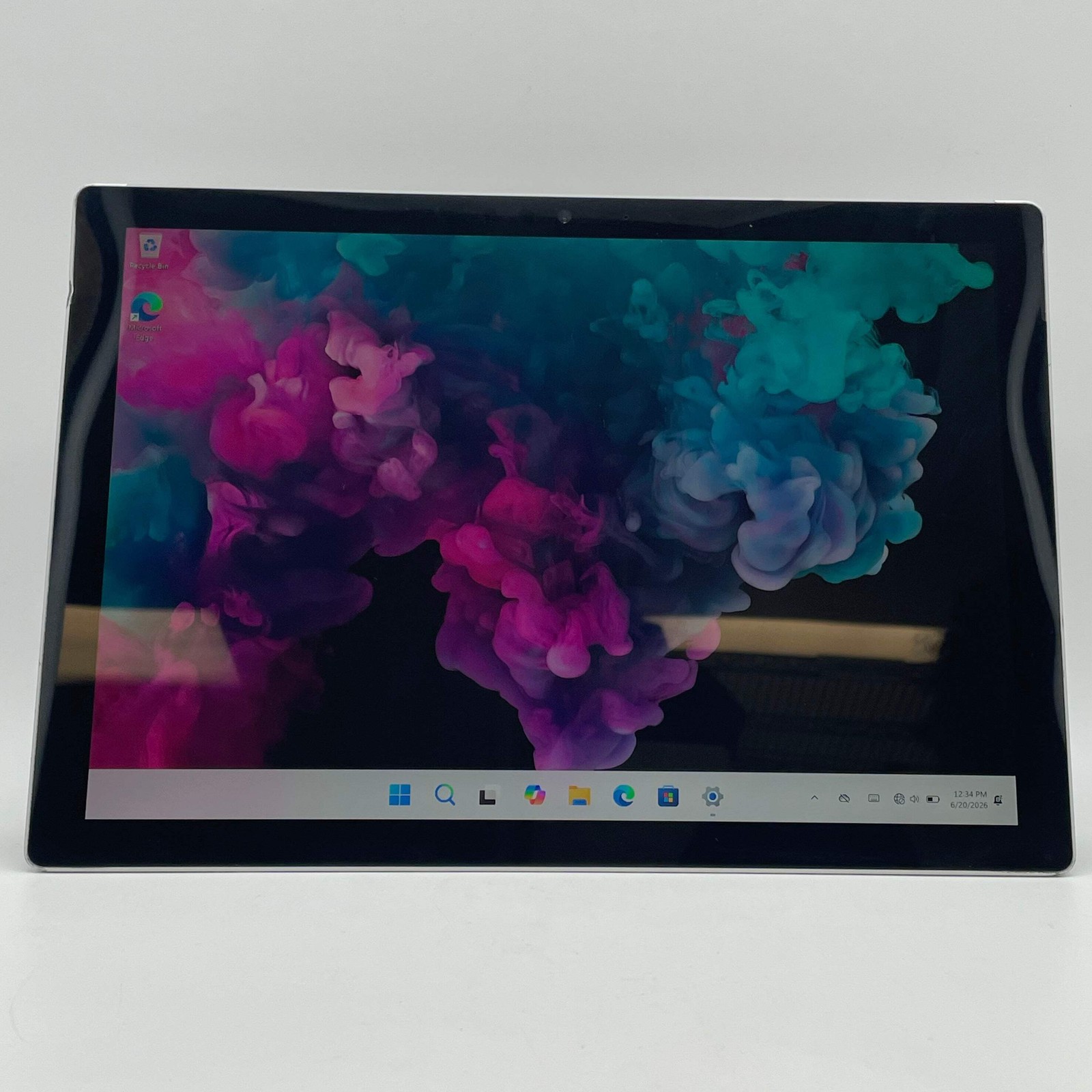 Microsoft Surface Pro 6 1796 12.4″ i5-8250U 1.6GHz 8GB RAM 128GB SSD