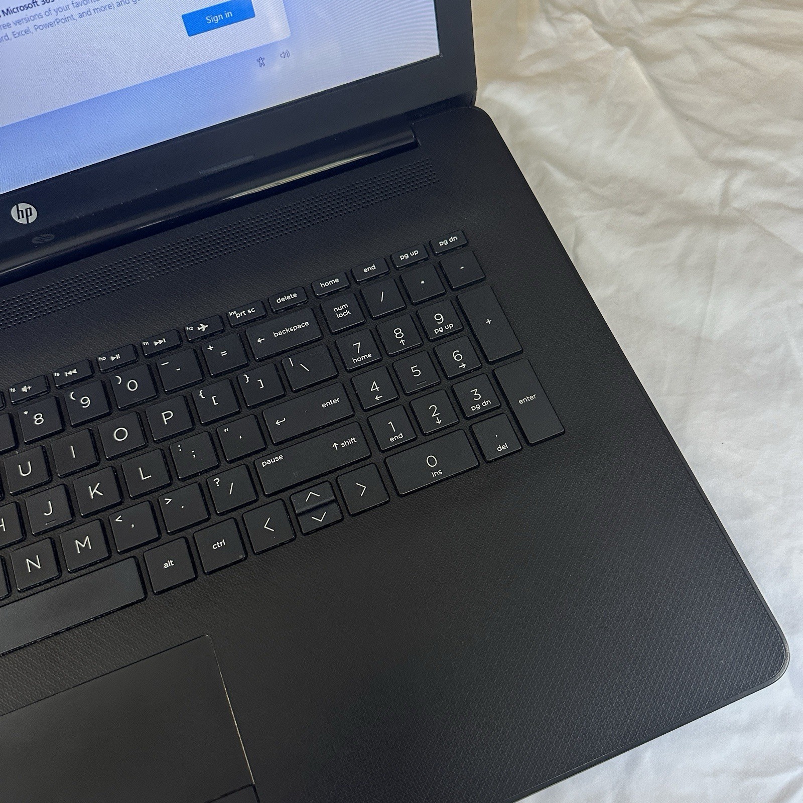 HP Laptop 17″ | Nvidia GeForce 2GB GPU | Intel i7 CPU | 1TB SSD | 16GB RAM