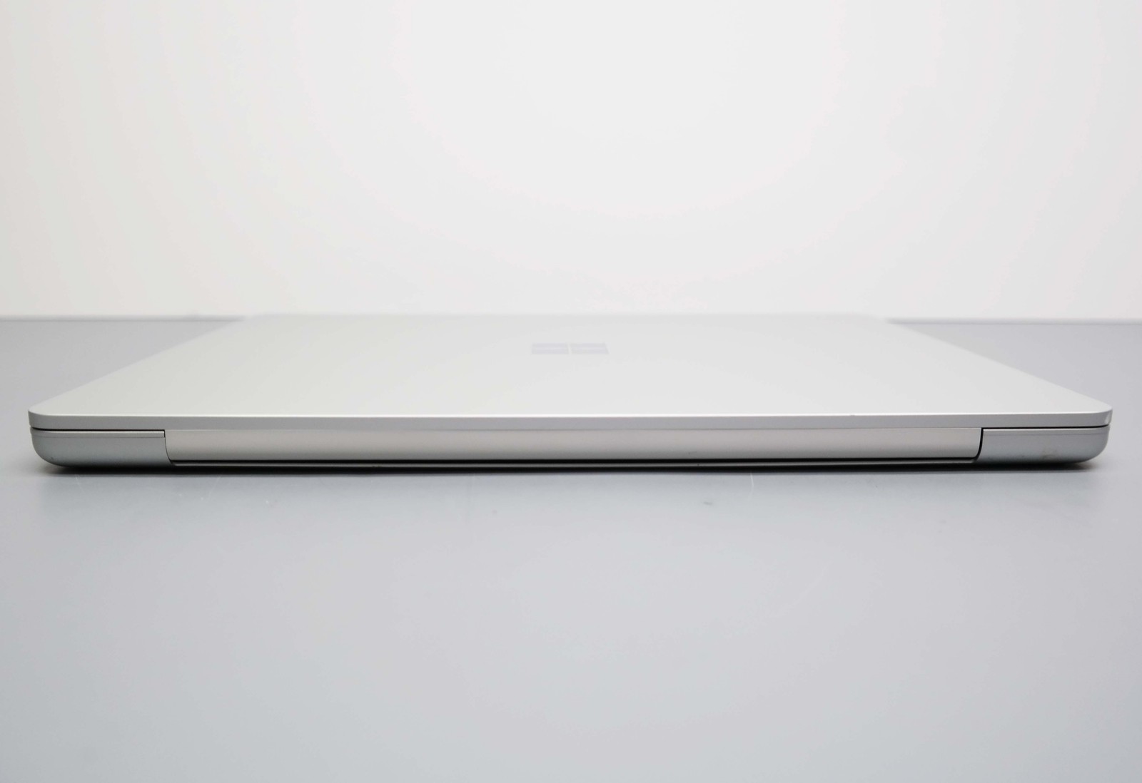 Microsoft Surface Laptop 13″ 1st Gen Copilot+ PC Snapdragon X Plus 16GB