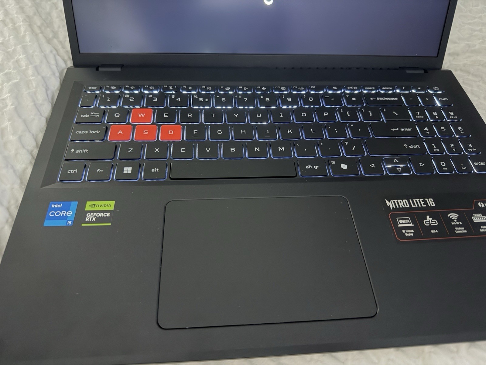 Acer Nitro Lite 16 Gaming Computer