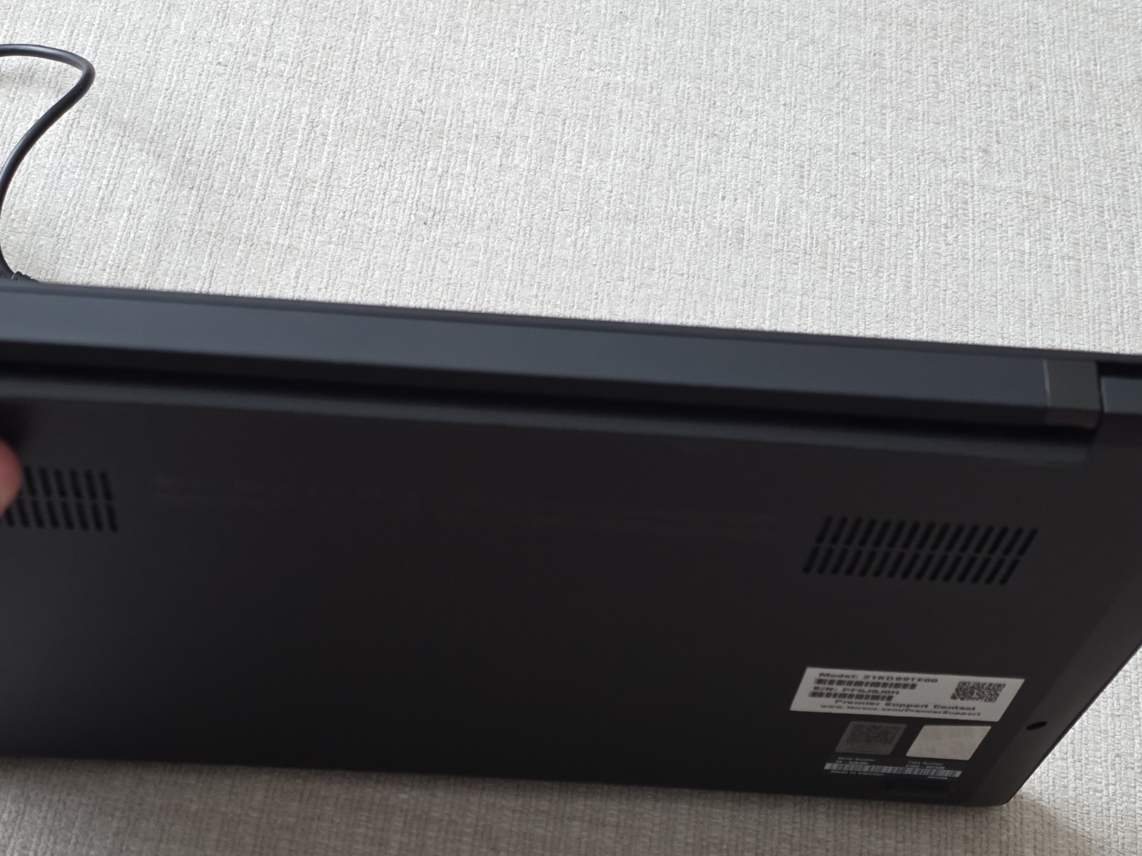 Lenovo ThinkPad X1 Carbon Gen 12, 14″ Touch Core Ultra 7 165H 32GB, 1TB 2029 WTY