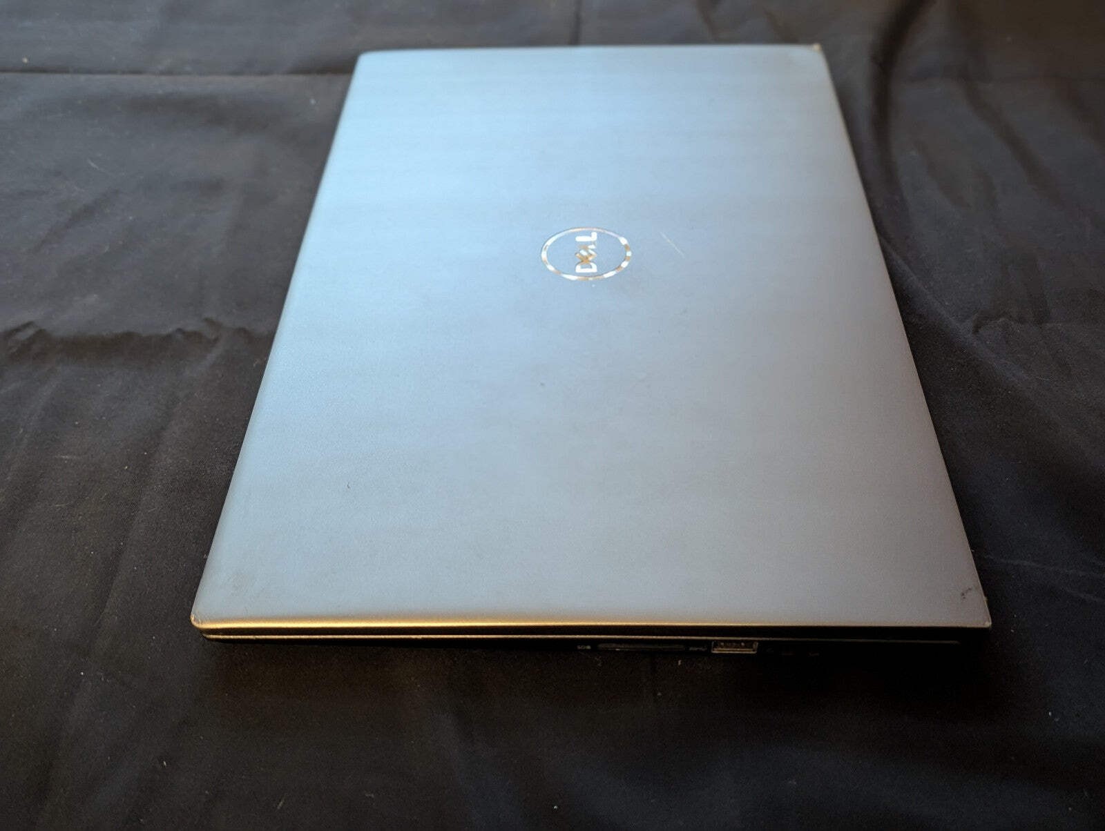 Dell Laptop – Vostro 15 5510 – i5-11320H 16GB 256GB SSD 15.6 FHD W11P