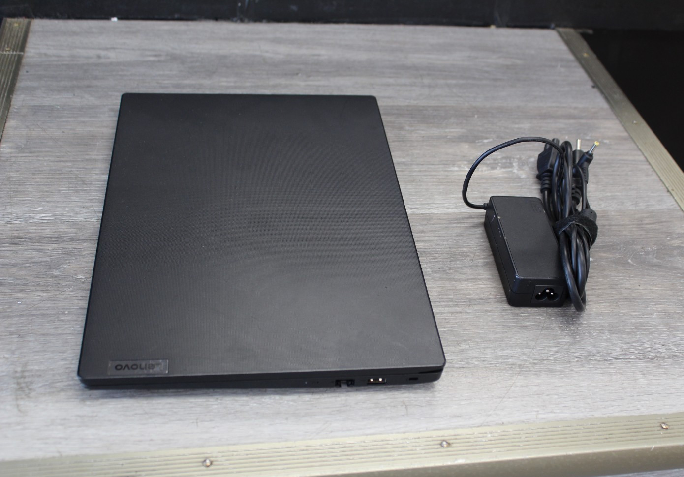 Lenovo V15 G4 IRU Intel Core i3-1315U 8GB 256 GB SSD Windows 11 Pro Laptop