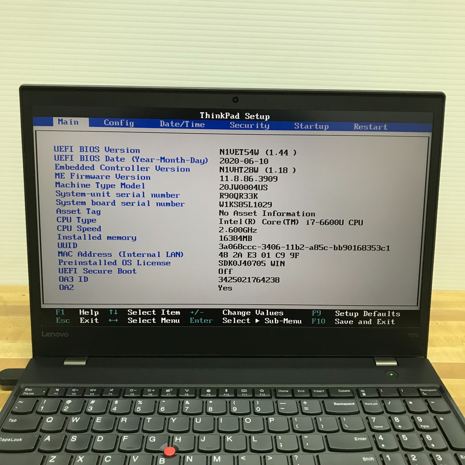 Lenovo ThinkPad T570 15.6″ i7-6600 2.60GHz 16GB RAM No SSD/Battery Boots to BIOS
